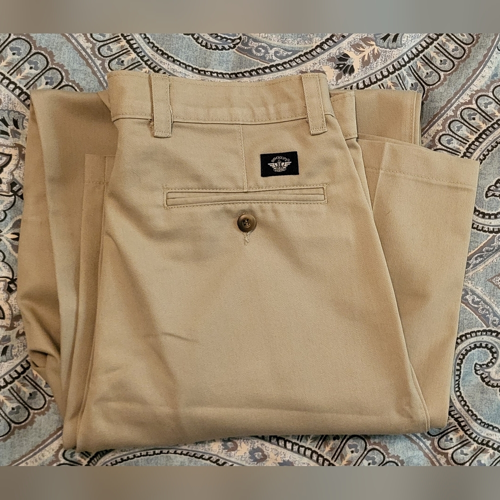Dockers Men's Khaki Chinos
